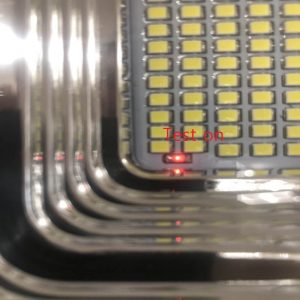 Farola solar programable de 100w IP65 galvanizada - Imagen 10