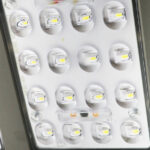 Farola-Solar-LED-para-Alumbrado-Público-20W-con-Sensor-10